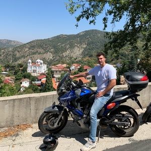 Meet your Posher, Daniel